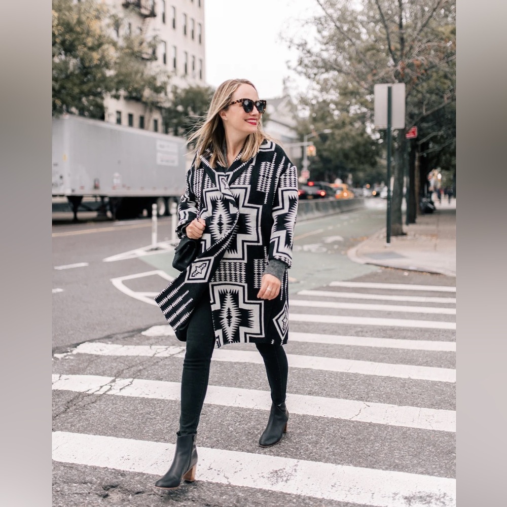 Pendleton Harding Black & White Wool Coat sim. to Timberline or Archive Blanket